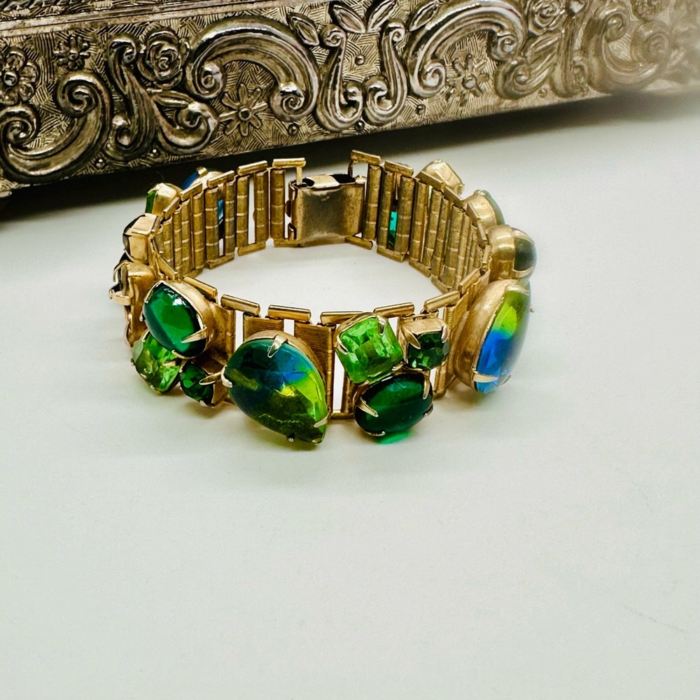 Vintage Green Givre Rhinestone Bracelet